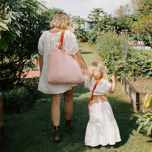 Quilted Tote Bag - Strawberry