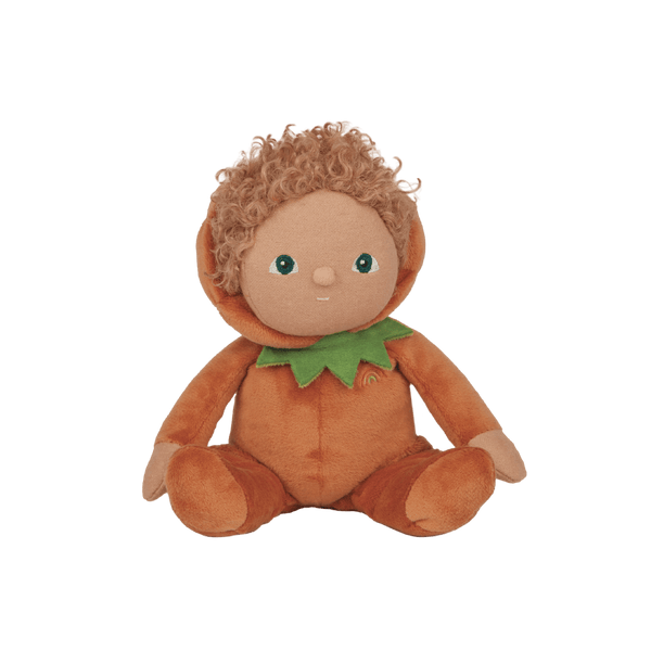 Perry Pumpkin, the charming limited-edition collectable pumpkin plush toy. A posable plush doll with gentle weighting inside, dressed in a soft, non-removable velvet onesie. Collect all Happy Harvest friends.
