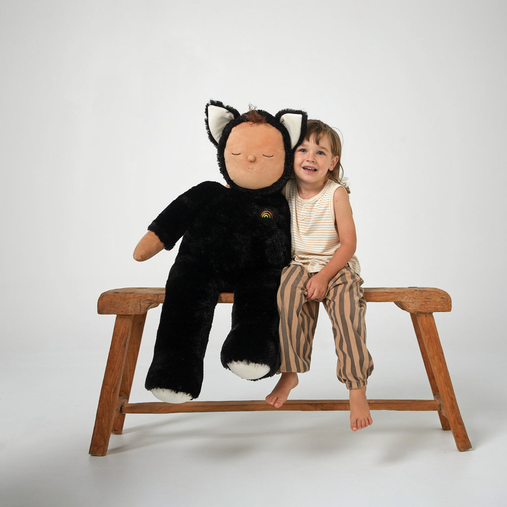 Giant Cozy Dinkum - Black Cat Nox – Olli Ella USA
