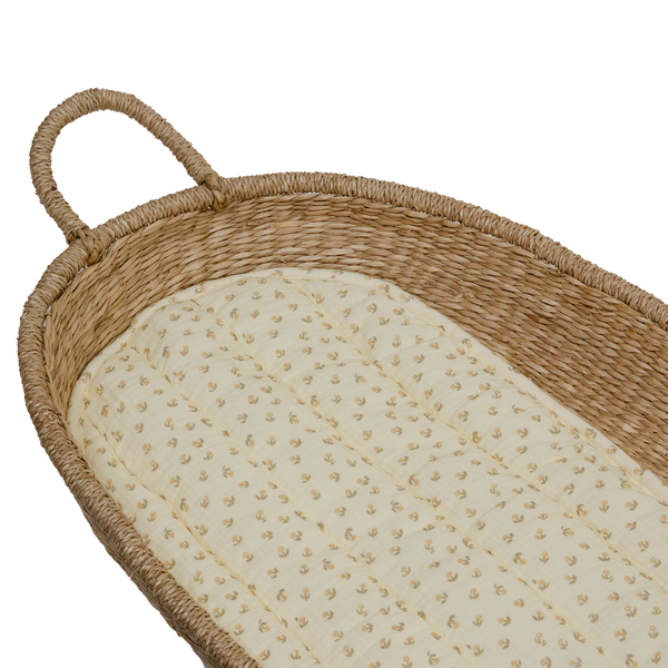 Netural mushroom printed baby changing basket liner. The perfect addition to your baby nursery.