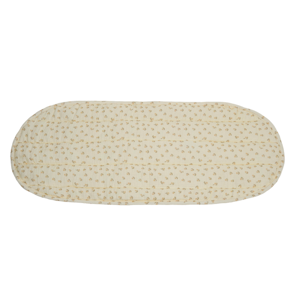 Organic cotton mushroom printed baby changing basket liner. Gender-neutral water-resistant liner mat for baby basket.