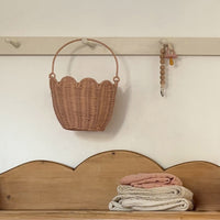 Rattan Tulip Carry Basket - Seashell Pink 