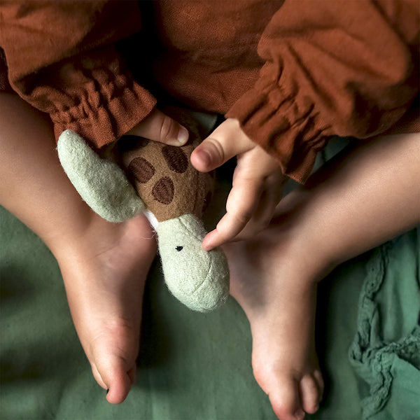 Palm-sized felted marine animal toys. These 3 ocean animal toys make wonderful prompts for hours of imaginative play. Turtle toy