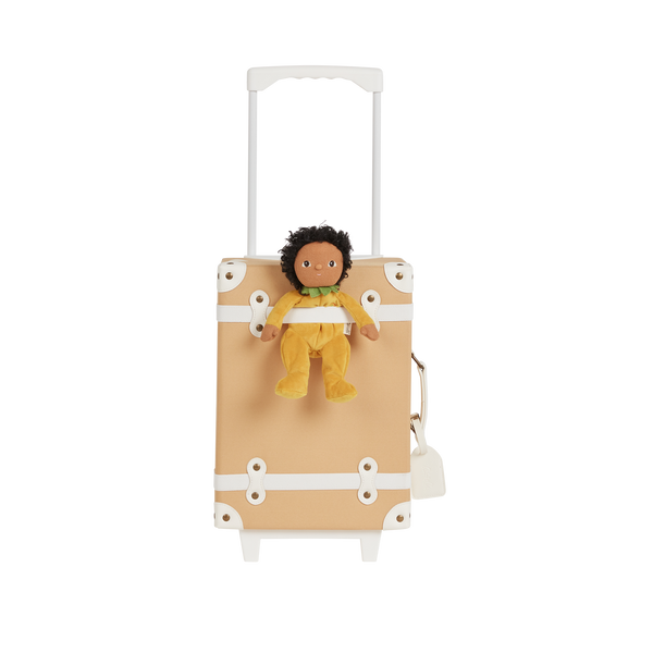 Kids travel suitcase in yellow colour. The perfect kids suitcase for holidays with compartments for dolls and trinkets.